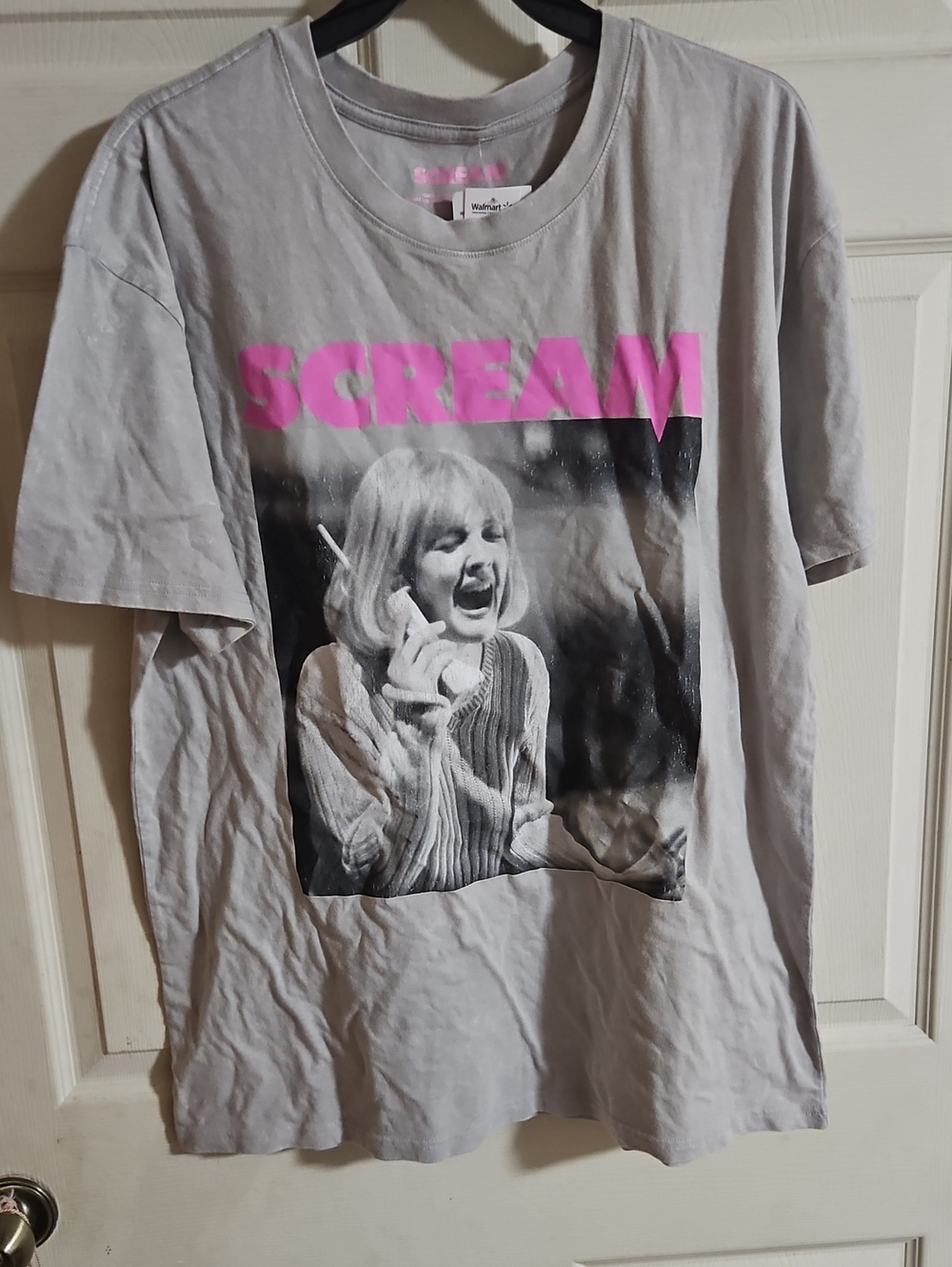 Scream Women's Halloween Graphic Tee: Gray: New With Tags: Size L